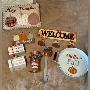 NWT FALL Pumpkin Welcome & Hello Fall Decor Set - Orange, Cream, Brown